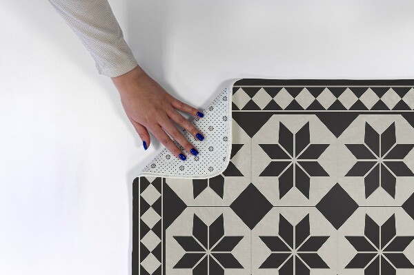 Rug Star geometric pattern