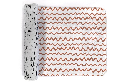 Rug Wavy horizontal lines