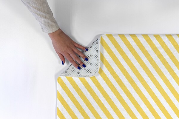 Kitchen rug Yellow diagonal stripes