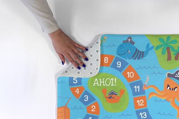 Rug Board game pirates
