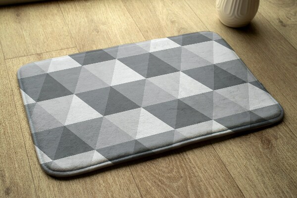 Rug Triangular geometric pattern