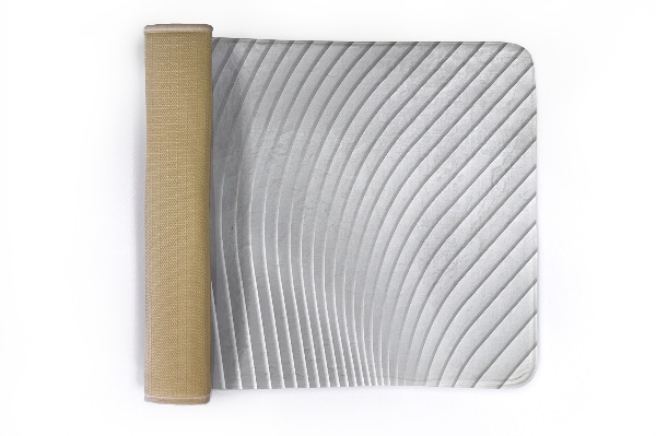 Rug Wavy white lines