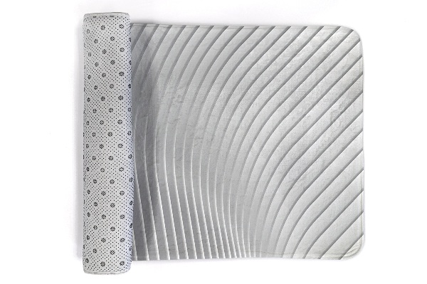Rug Wavy white lines