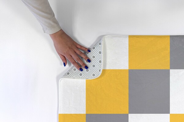 Rug Checkerboard