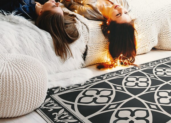 Vinyl floor mat Celtic pattern