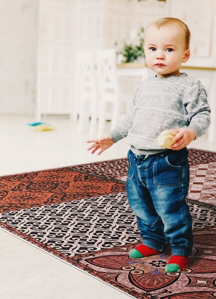 Universal vinyl rug A mix of styles