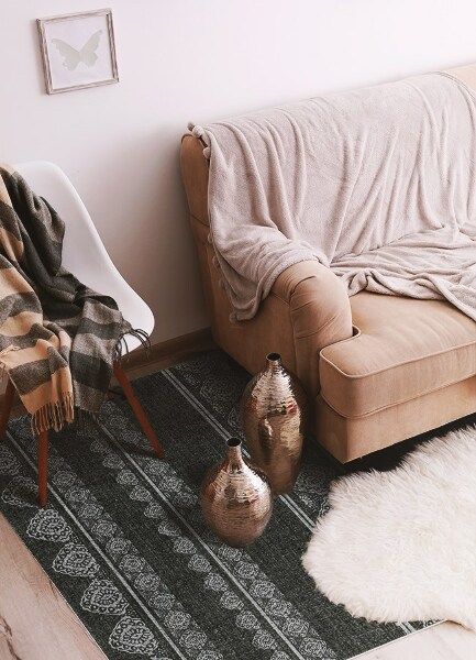 Universal vinyl rug Oriental pattern