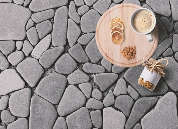 Interior PVC rug Large stones