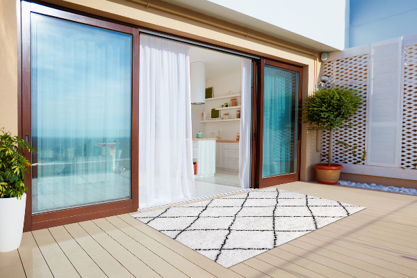 Garden rug amazing pattern Black lines formula