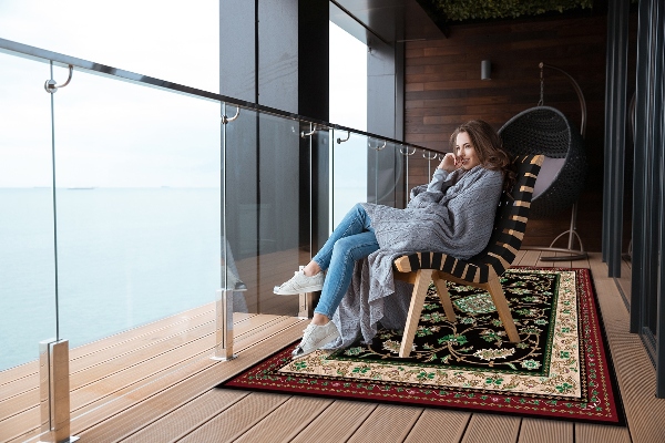 Outdoor carpet for terrace floral patterns