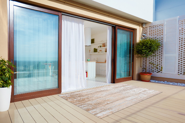 Outdoor mat for patio antiqued boards