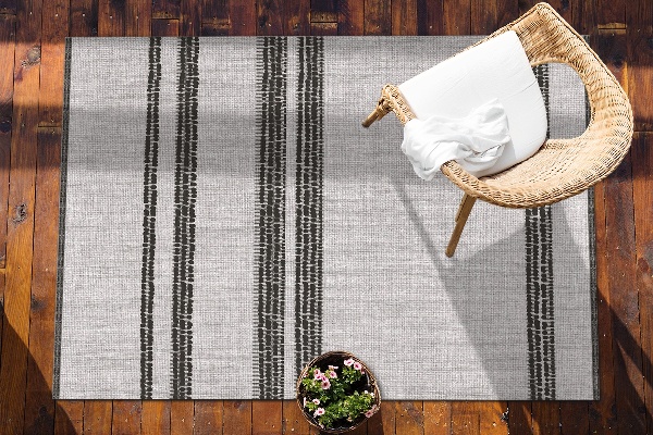 Modern balcony rug Gray lines