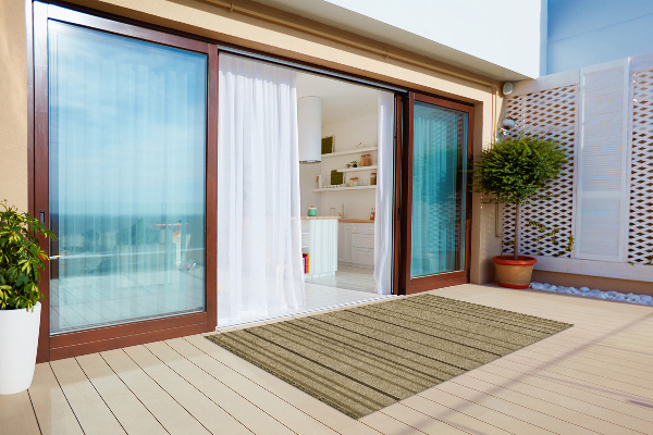 Outdoor mat for patio Stripes on the fabric