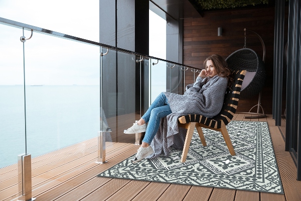 Rug for balcony or terrace Geometric pattern flowers