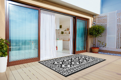 Outdoor carpet for balcony terrace retro pattern