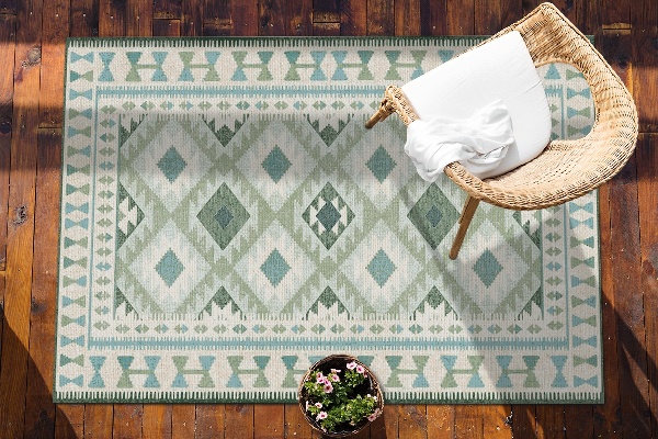 Modern balcony rug green diamonds