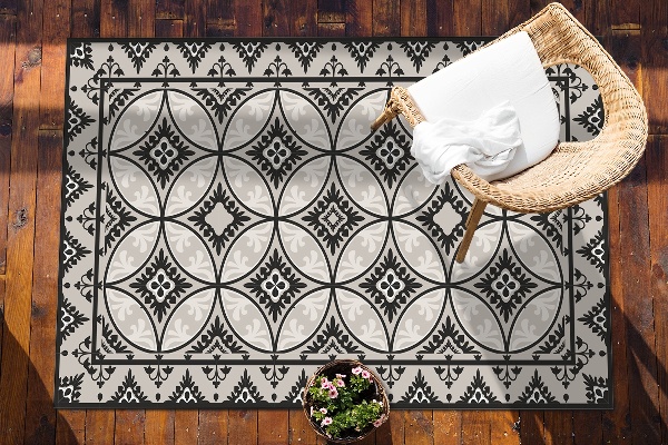 Outdoor rug for terrace vintage wheels