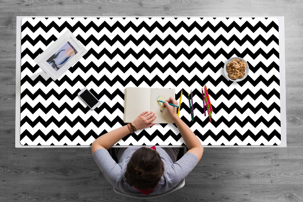 Desk pad black trail