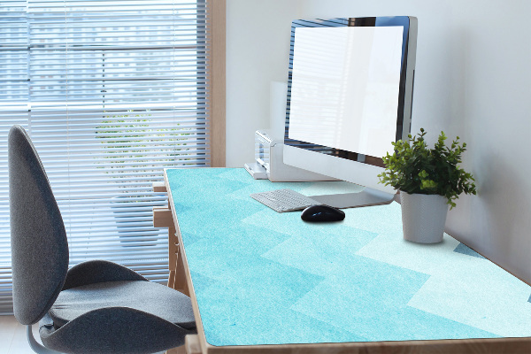 Desk mat blue zigzags