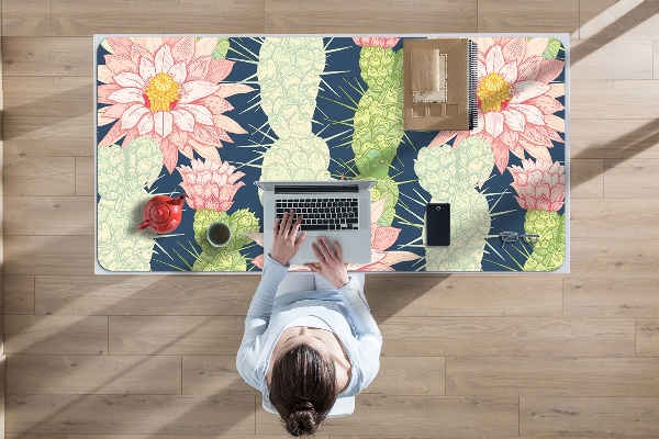 Full desk mat cactus flowers