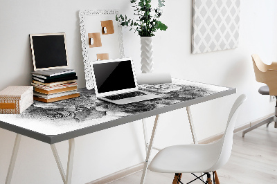 Full desk pad Black-and-white roses