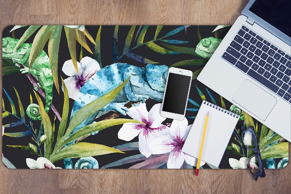 Desk mat blue chameleon
