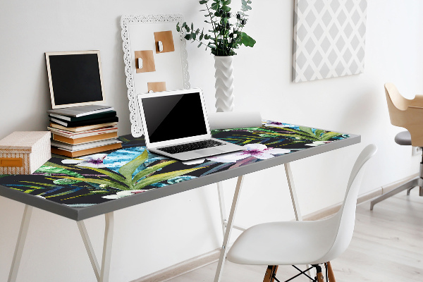 Desk mat blue chameleon