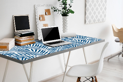 Desk mat geometric leaves