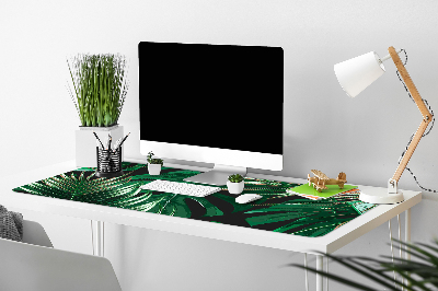 Desk pad red flowers