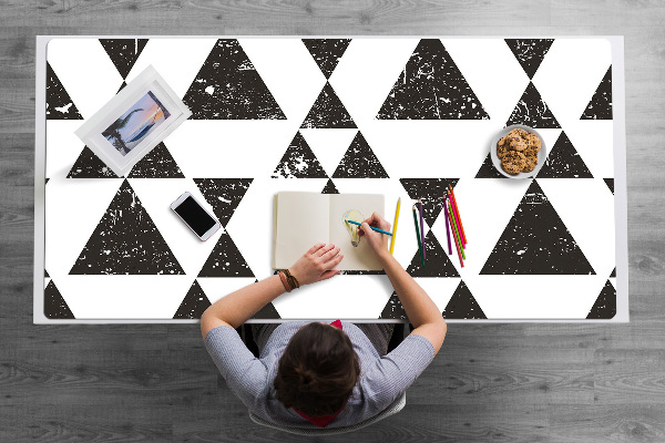 Full desk protector Black and white triangles