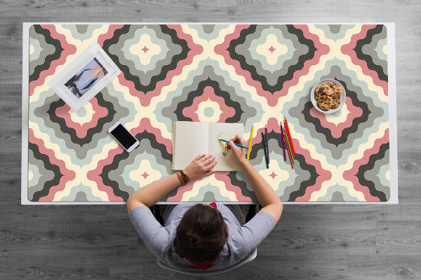 Desk pad optical illusion