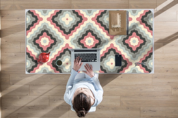 Desk pad optical illusion