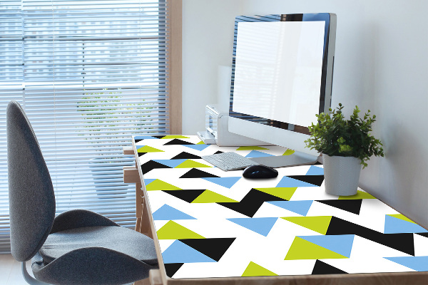 Full desk pad flying triangles