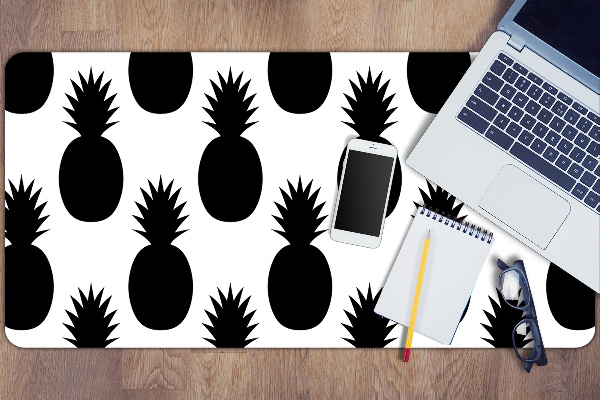 Full desk mat black pineapples