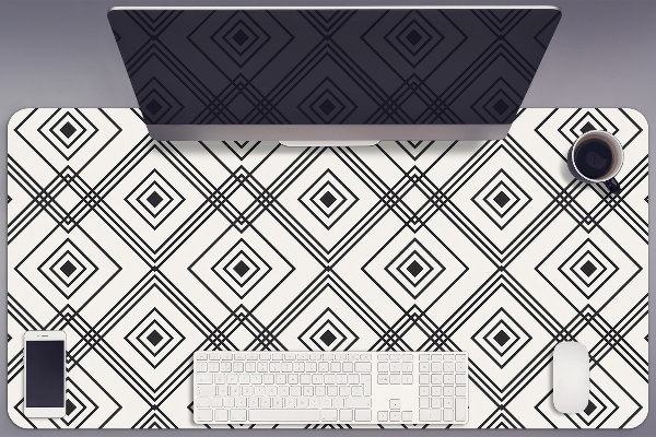 Desk mat geometric illusion