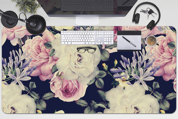 Desk mat Vintage white roses