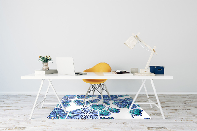 Chair mat hexagonal flowers